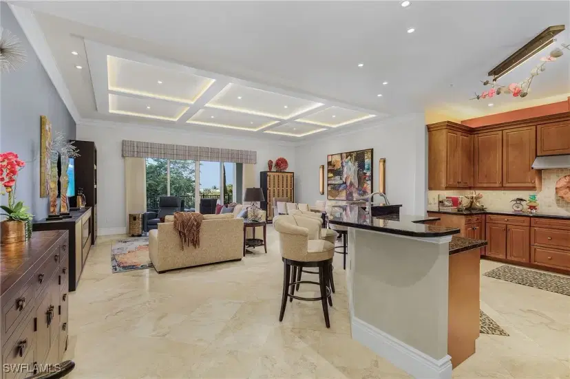 Picture of 1400 Gulf Shore Blvd N 305, Naples FL 34102