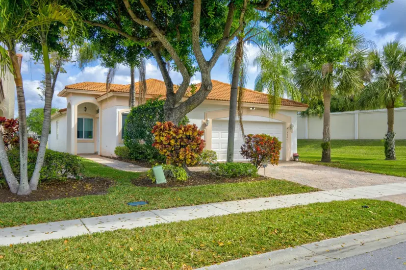 Picture of 8047 Brindisi Lane, Boynton Beach FL 33472