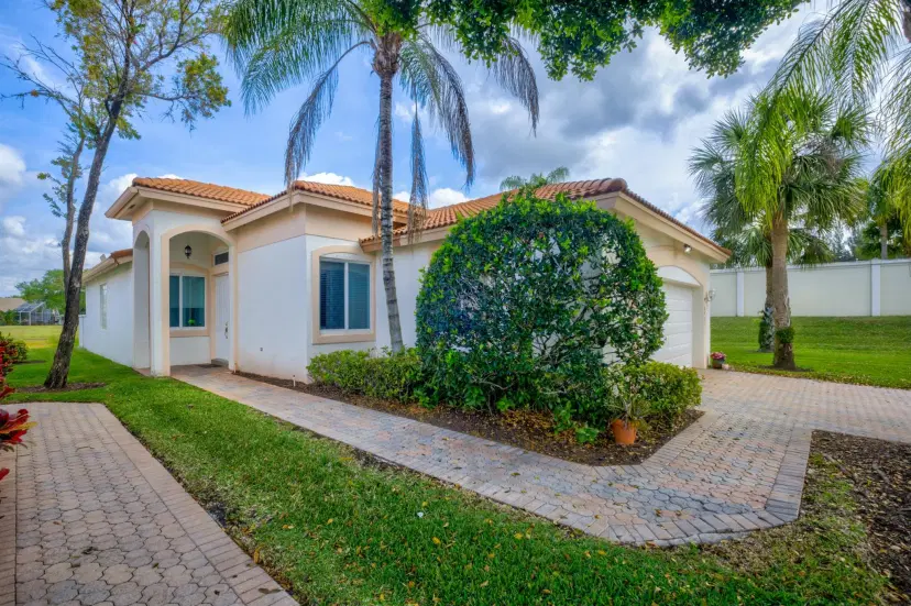 Picture of 8047 Brindisi Lane, Boynton Beach FL 33472