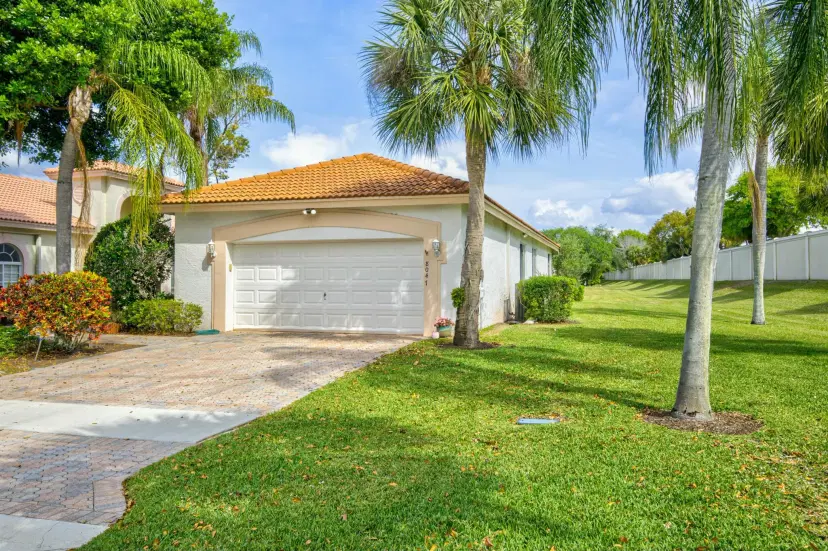Picture of 8047 Brindisi Lane, Boynton Beach FL 33472