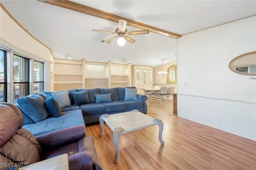 Picture of 605 Sunshine Ln, North Fort Myers FL 33903