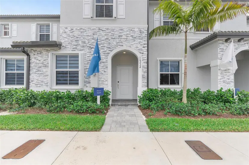 Picture of 16224 SW 291St Street 16228, Homestead FL 33033