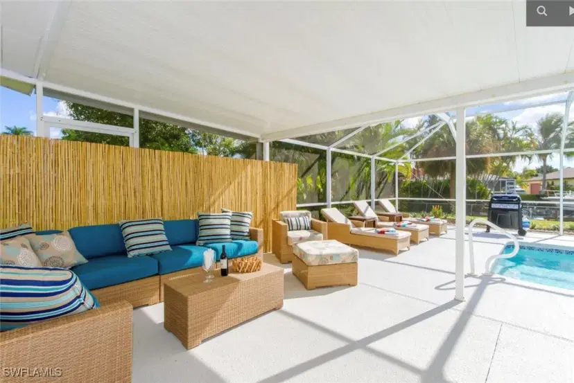 Picture of 1438 Windsor Ct, Cape Coral FL 33904