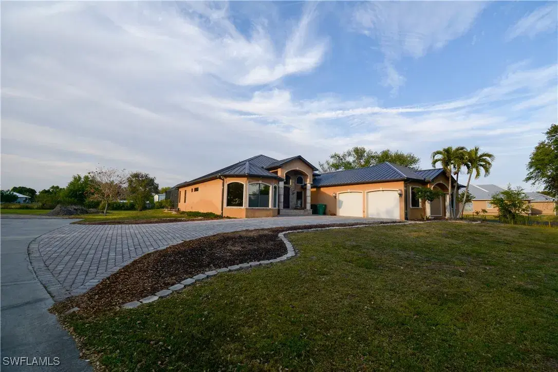 Picture of 3101 Rustic Ln, North Fort Myers, FL 33917