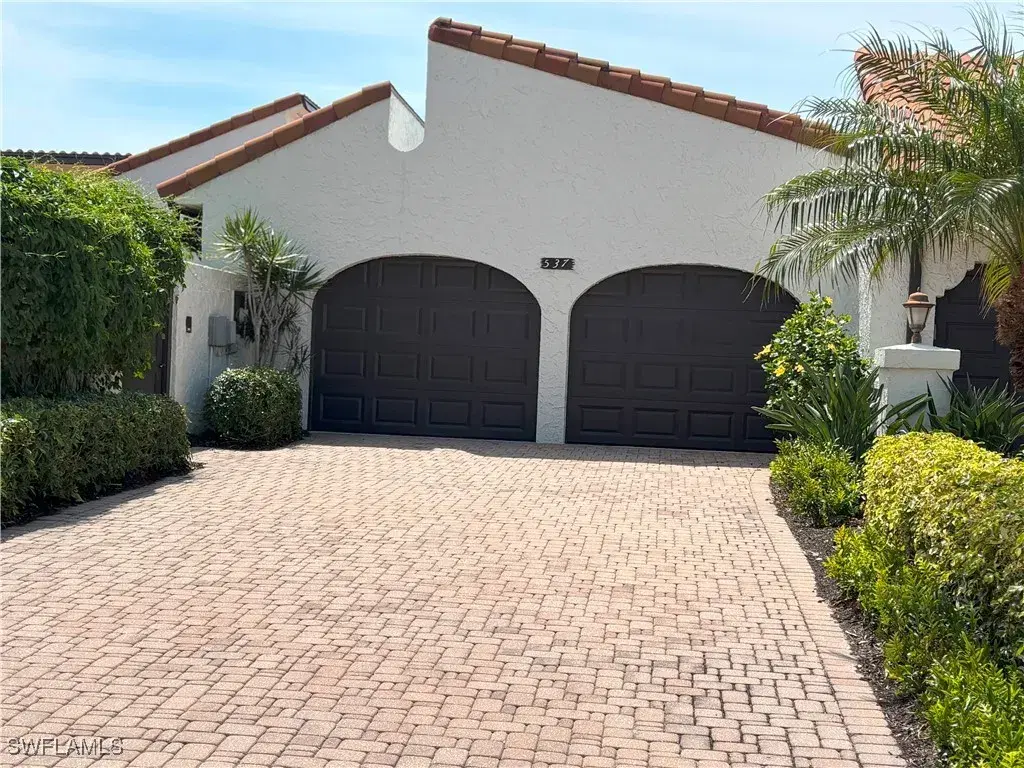 Picture of 537 Tierra Mar Ln W 40, Naples, FL 34108