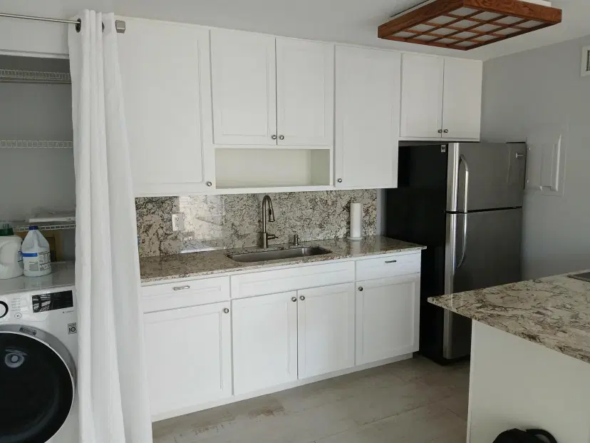 Picture of 633 Executive Center Drive L 201, West Palm Beach FL 33401