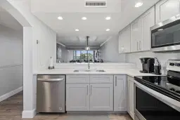 Picture of 3716 Whitehall Drive 405, West Palm Beach, FL 33401