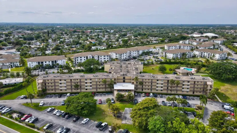 Picture of 9355 SW 8Th Street 320, Boca Raton FL 33428
