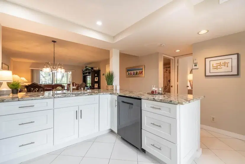 Picture of 7185 Huntington Lane 202, Delray Beach FL 33446