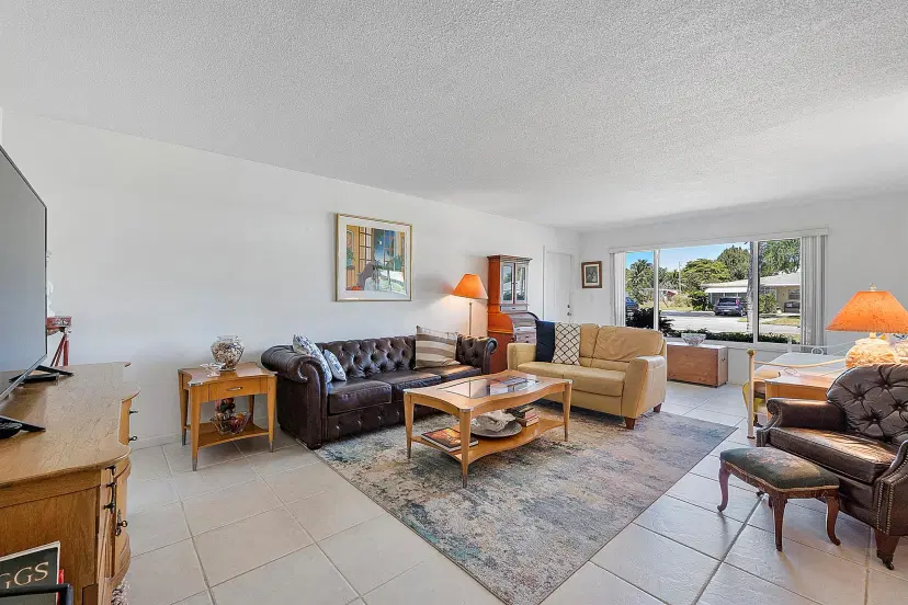 Picture of 232 High Point Ct W C, Delray Beach FL 33445