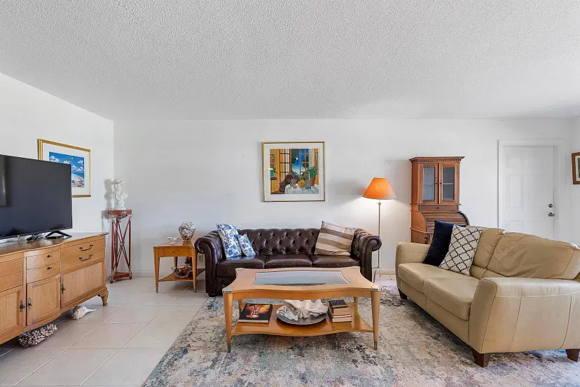 Picture of 232 High Point Ct W C, Delray Beach FL 33445