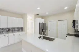 Picture of 4917 Pelican Mnr, Coconut Creek, FL 33073
