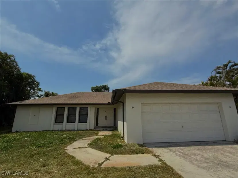 Picture of 13470 Mcgregor Blvd, Fort Myers FL 33919