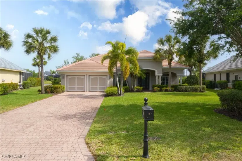 Picture of 13431 Sabal Point Dr, Fort Myers FL 33905