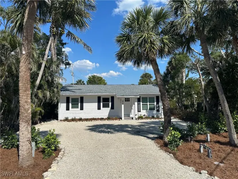 Picture of 910 Fitzhugh St, Sanibel FL 33957