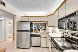 Picture of 3860 Carambola Cir N 2957, Coconut Creek, FL 33066