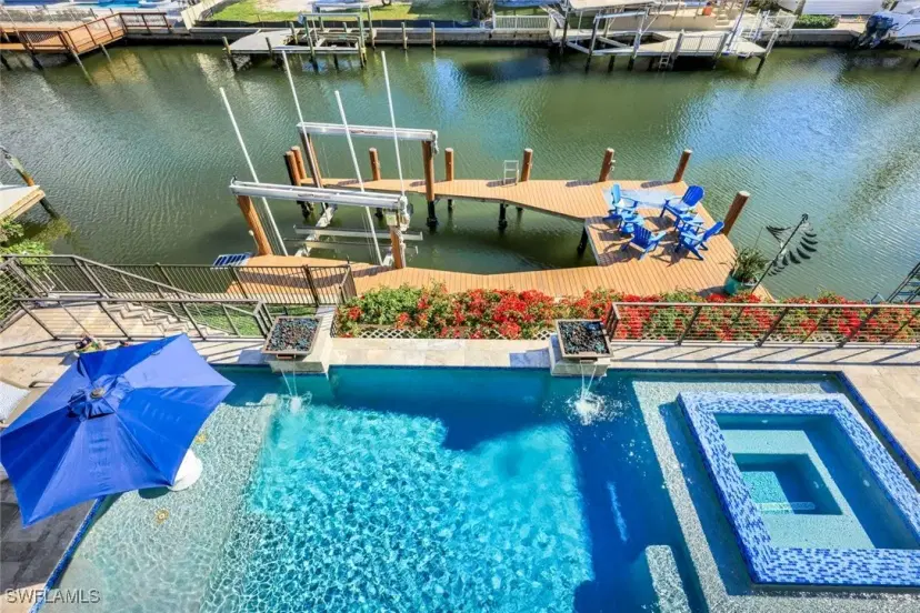 Picture of 342 Trade Winds Ave, Naples FL 34108
