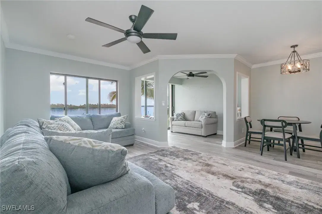 Picture of 898 Buttonwood Dr 105, Fort Myers Beach, FL 33931