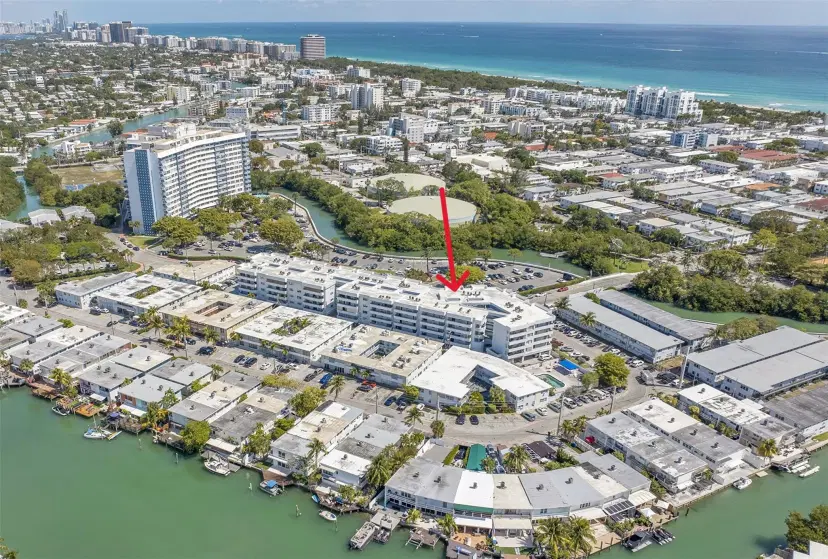 Picture of 7300 Wayne Av 413, Miami Beach FL 33141