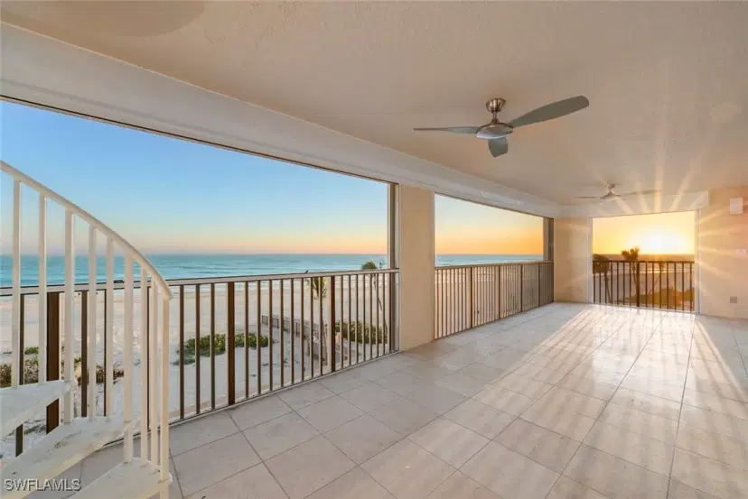 Picture of 3127 W Gulf Dr 106, Sanibel FL 33957