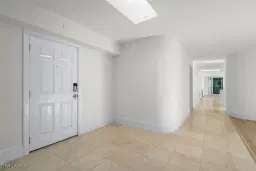 Picture of 3127 W Gulf Dr 106, Sanibel, FL 33957