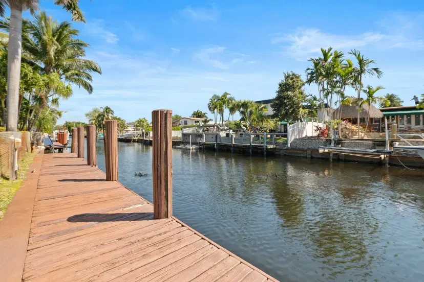 Picture of 2624 Okeechobee Ln, Fort Lauderdale FL 33312
