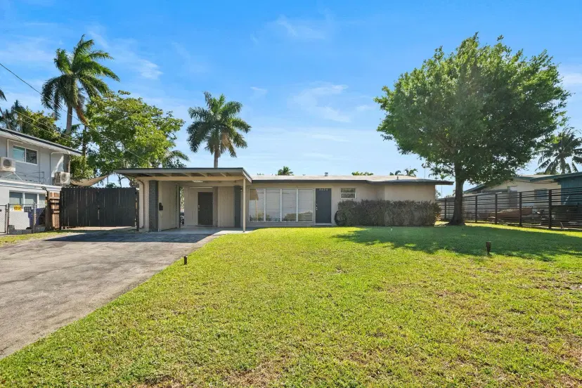 Picture of 2624 Okeechobee Ln, Fort Lauderdale FL 33312