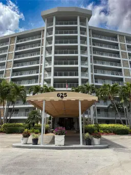 Picture of 625 Oaks Dr 101, Pompano Beach, FL 33069