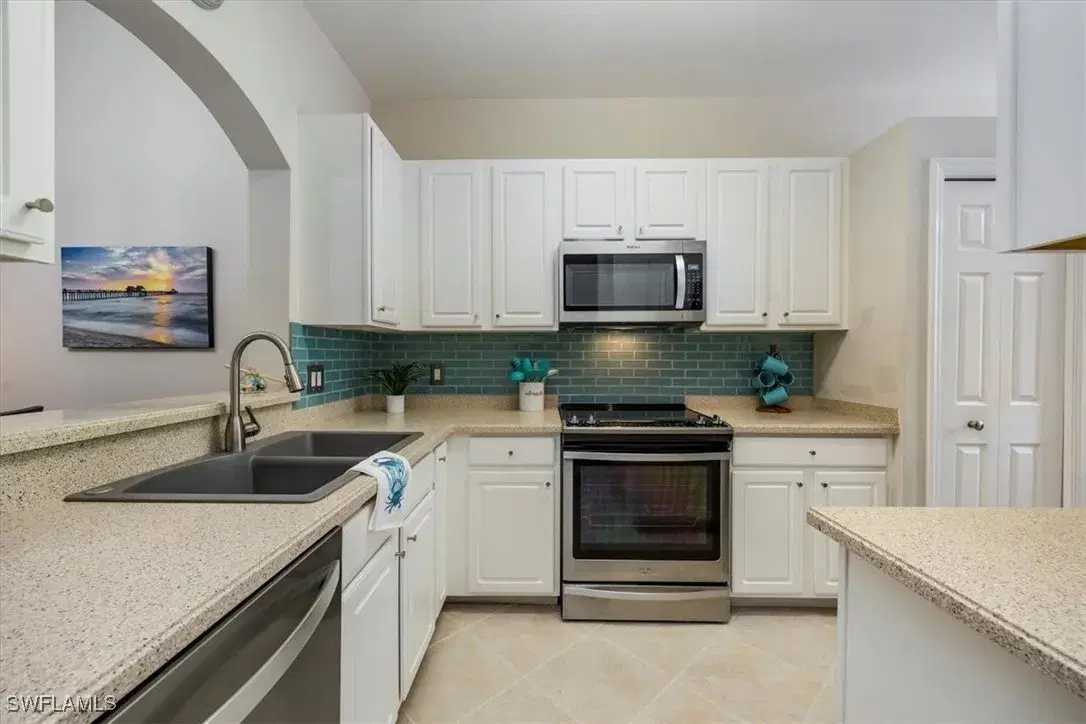 Picture of 14120 Winchester Ct 1403, Naples, FL 34114