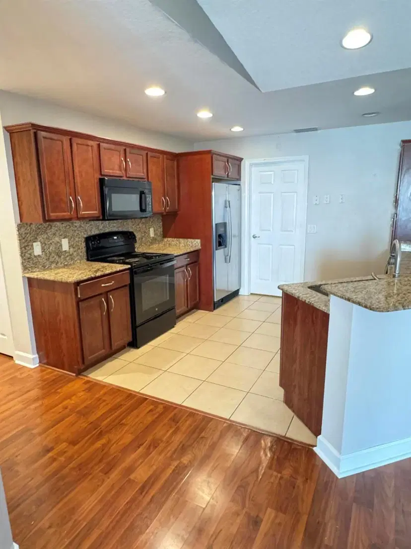 Picture of 8 Golf Drive, Port St Lucie FL 34952