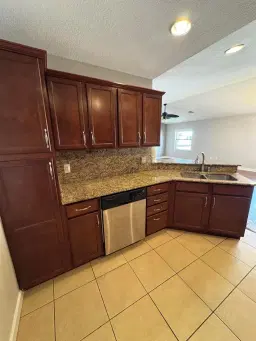 Picture of 8 Golf Drive, Port St Lucie, FL 34952