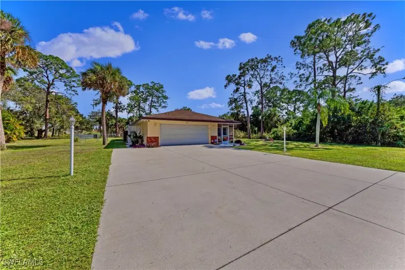 Picture of 612 James Ave, Lehigh Acres FL 33936