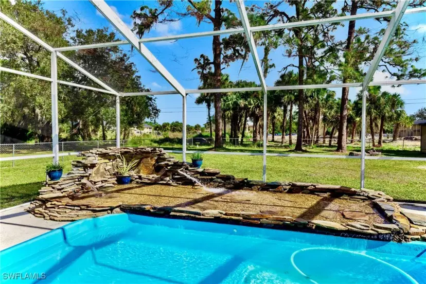 Picture of 612 James Ave, Lehigh Acres FL 33936