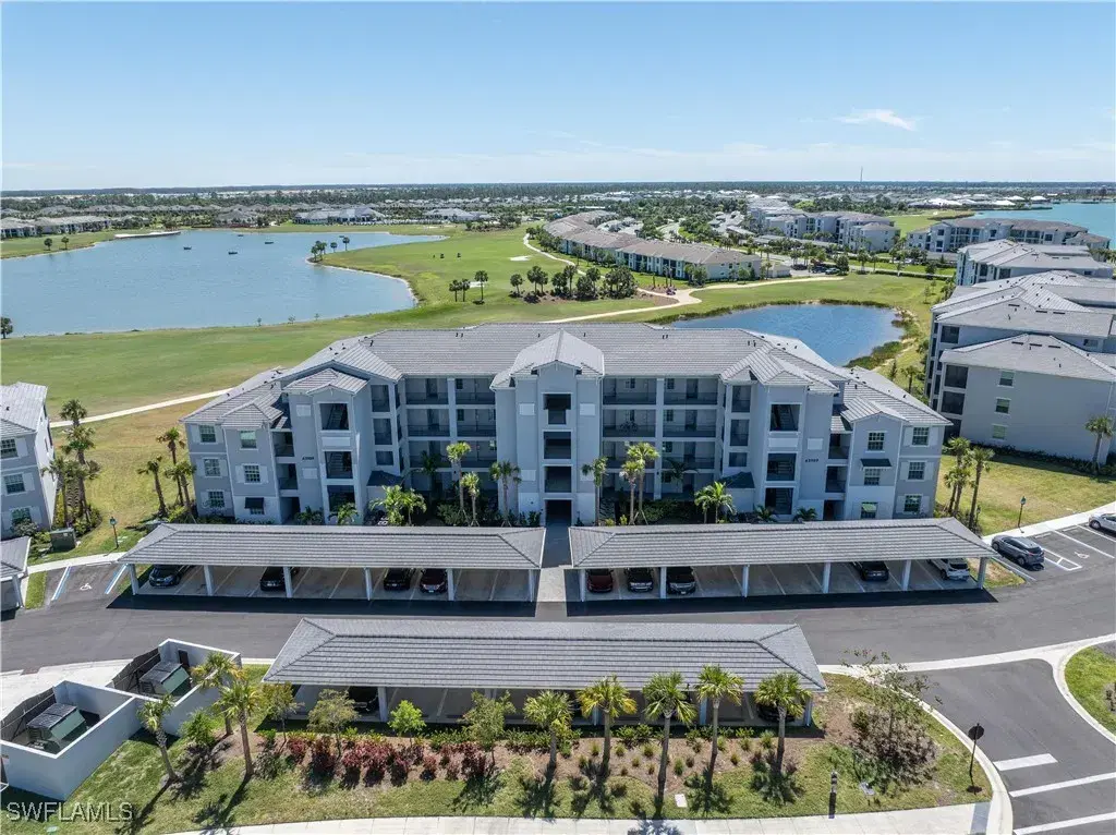 Picture of 43989 Boardwalk Loop 2036, Punta Gorda, FL 33982
