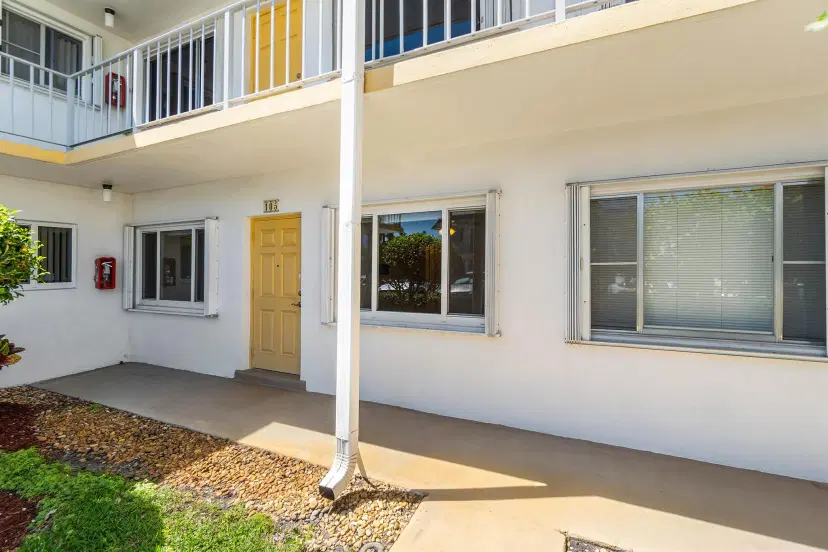 Picture of 3240 Lake Osborne Drive 105, Lake Worth Beach FL 33461