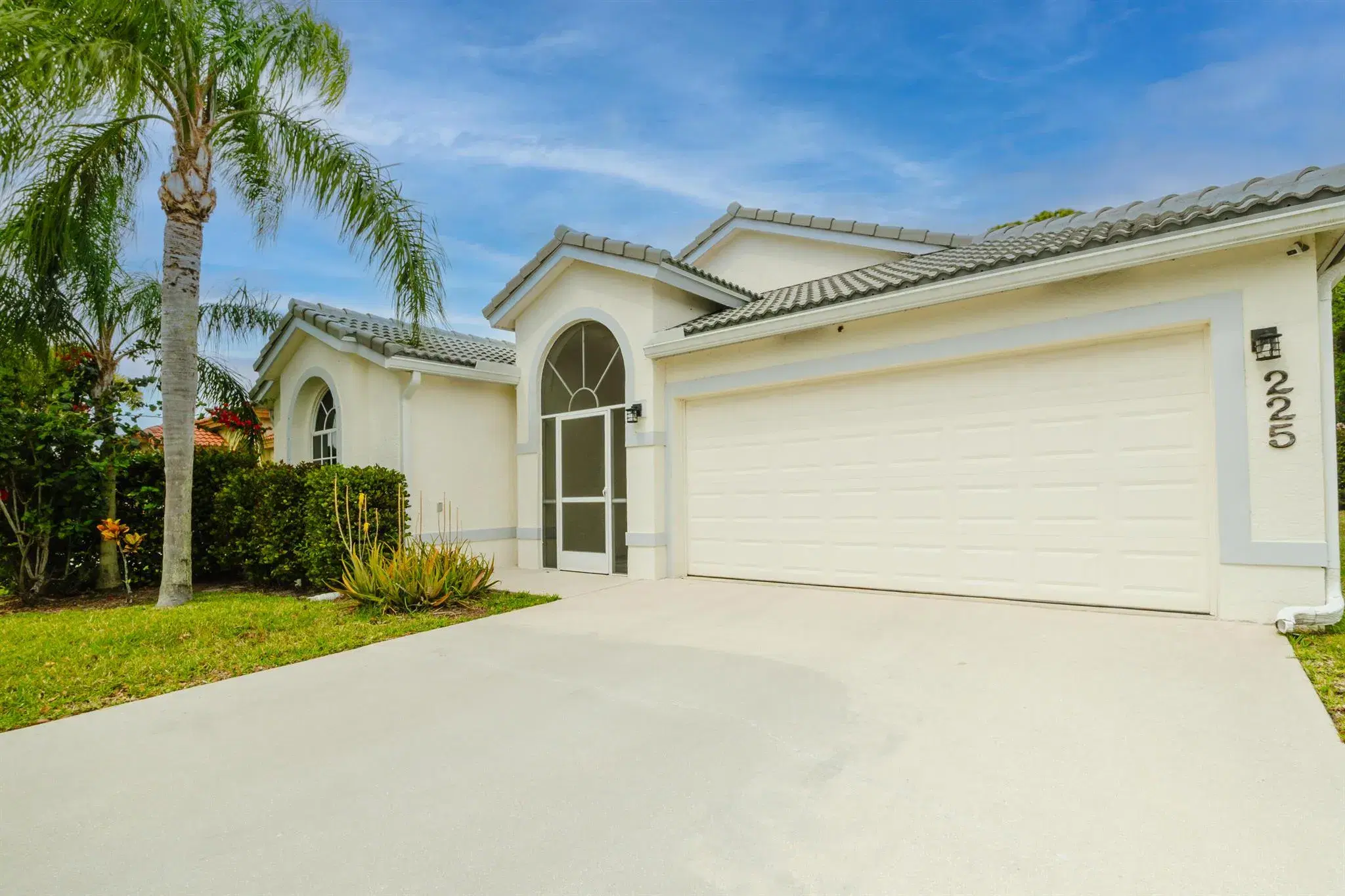 Picture of 225 Preserve Court, Royal Palm Beach, FL 33411