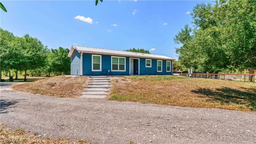 Picture of 630 & 640 N Willow St, Montura Ranches FL 33440