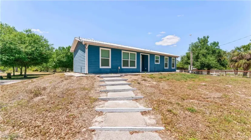 Picture of 630 & 640 N Willow St, Montura Ranches FL 33440