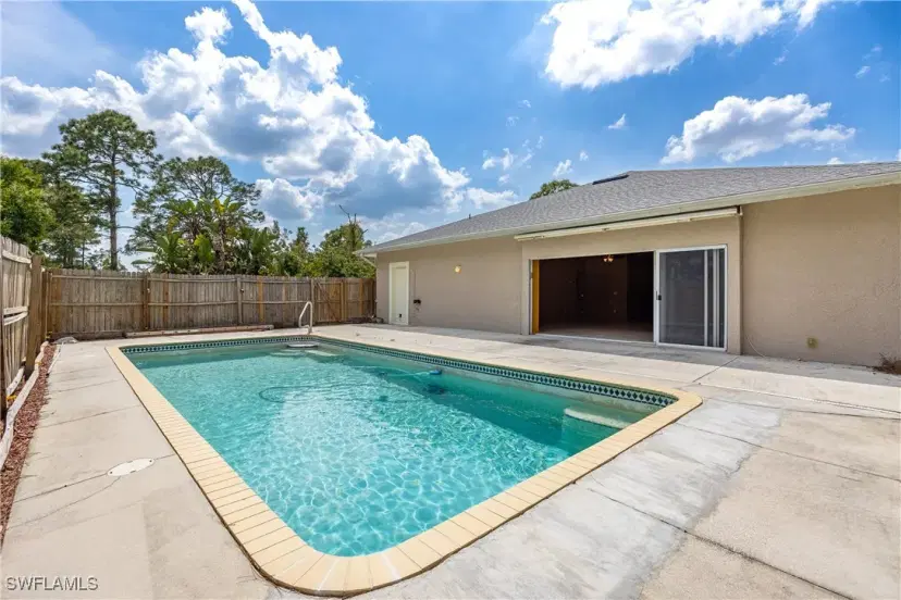 Picture of 912 Magnolia Ave, Lehigh Acres FL 33972
