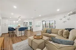 Picture of 3000 Gulf Shore Blvd N 103, Naples, FL 34103