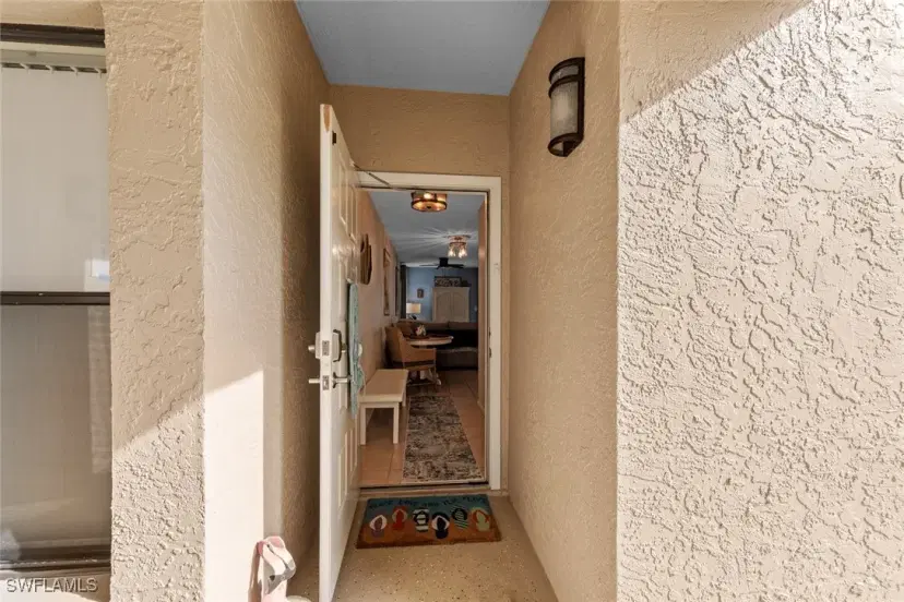 Picture of 9623 Eaton Gardens Ln 105, Fort Myers FL 33919