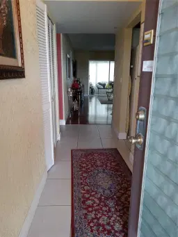 Picture of 2951 NW 46Th Ave 409, Lauderdale Lakes, FL 33313