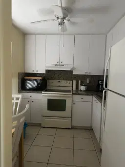 Picture of 4898 NW 29Th Ct 409, Lauderdale Lakes, FL 33313