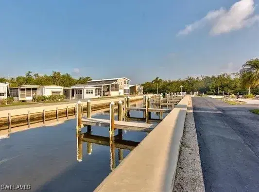Picture of 777 Walkerbilt Rd 34, Naples FL 34110