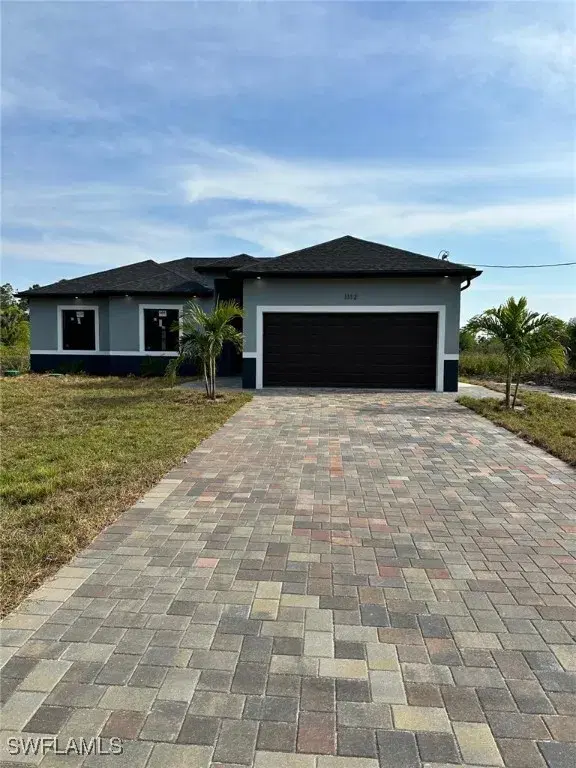 Picture of 1112 Sentinela Blvd E, Lehigh Acres, FL 33974