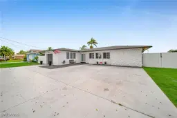 Picture of 3816 SE 15Th Pl, Cape Coral, FL 33904
