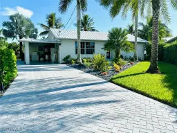 Picture of 2672 Gulfview Dr, Naples, FL 34112