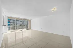 Picture of 18061 Biscayne Blvd 17012, North Miami Beach, FL 33160