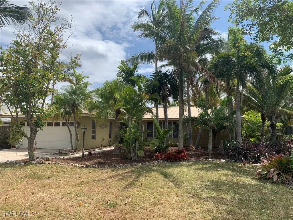 Picture of 3816 SE 7Th Ave, Cape Coral, FL 33904