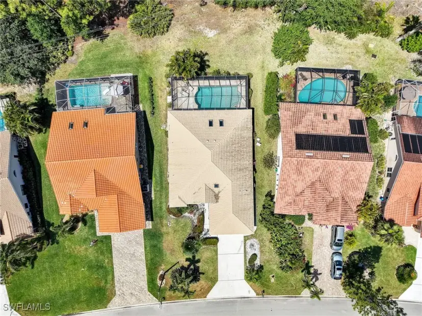 Picture of 417 Countryside Dr, Naples FL 34104